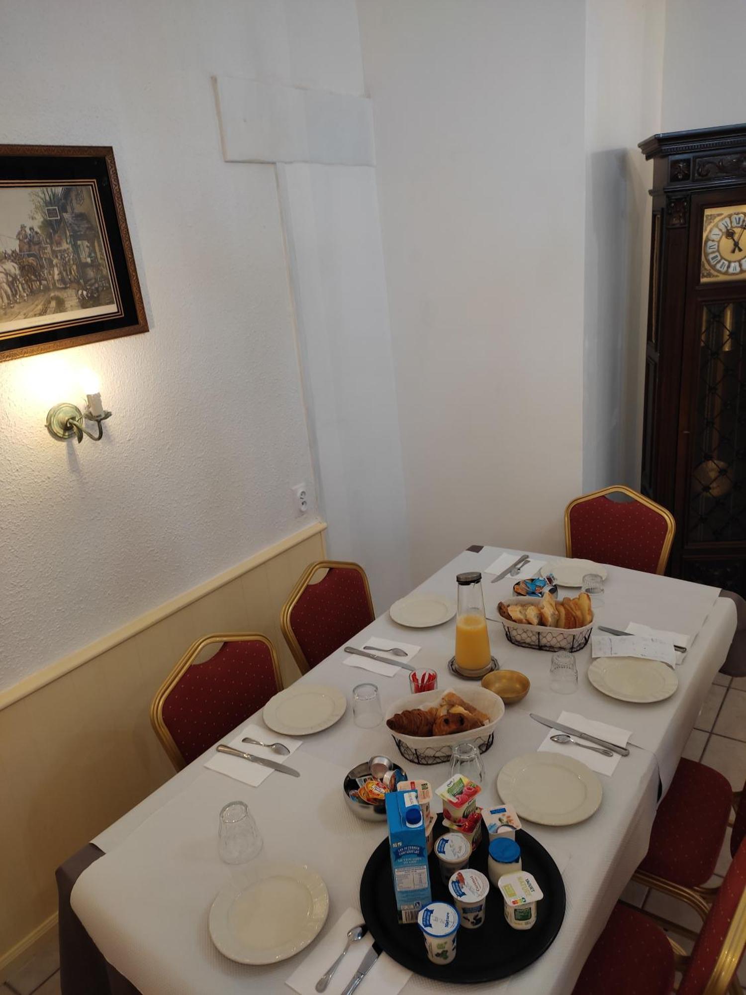 רוקמאדור Hotel Des Voyageurs מראה חיצוני תמונה